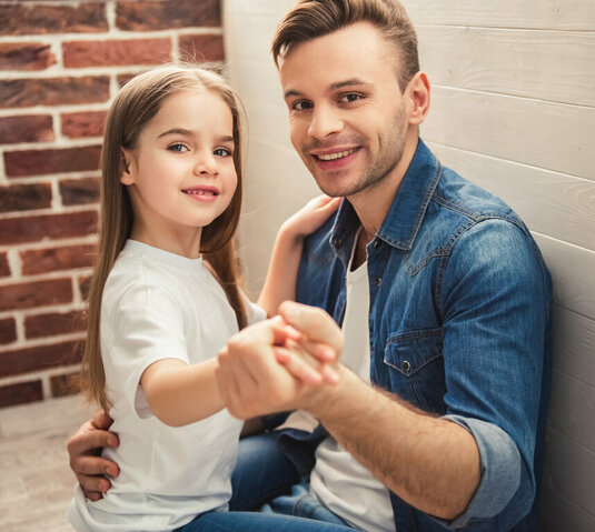 Vater mit seiner Tochter