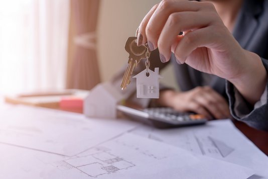 finanzierung-vertrag-termin-gespraech-unterlagen-11